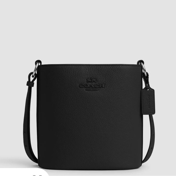 NWT Coach Sofia Bucket Bag! Love this bag but haven’t carried it. - Picture 3 of 7